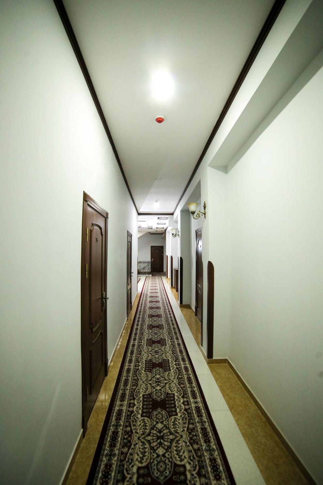 Sarbon Hotel Хіва Екстер'єр фото