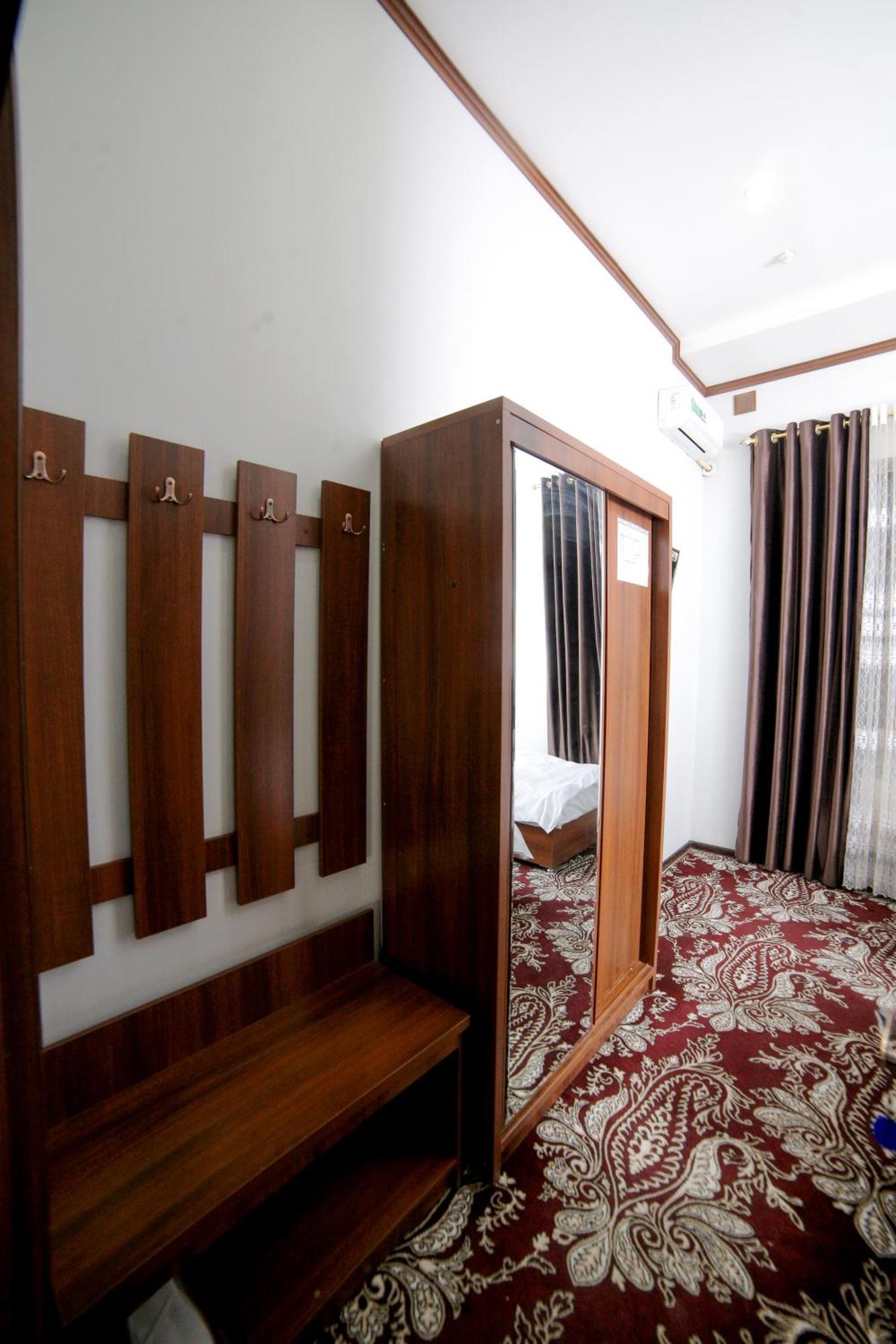 Sarbon Hotel Хіва Екстер'єр фото